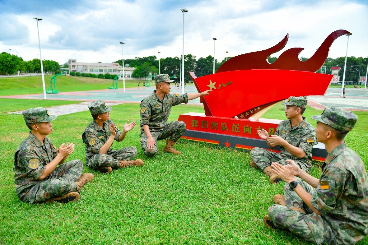 習(xí)主席來到我們的戰(zhàn)位 強軍征途 | 火箭軍某部：牢記囑托打造“戰(zhàn)略拳頭”