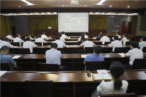 聊城制造業(yè)強(qiáng)市科技專家顧問團(tuán)成立  東昌府區(qū)在分會(huì)場(chǎng)組織收聽收看