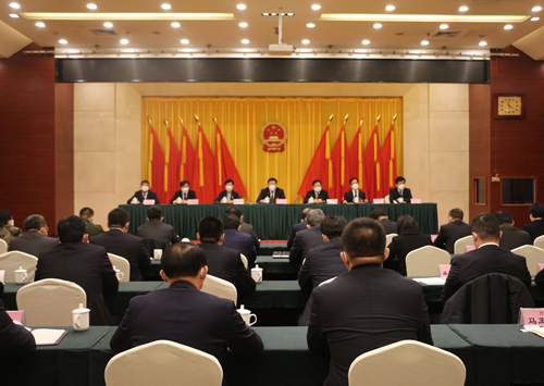 東昌府區(qū)第十八屆人民代表大會第二次會議主席團召開第二次會議