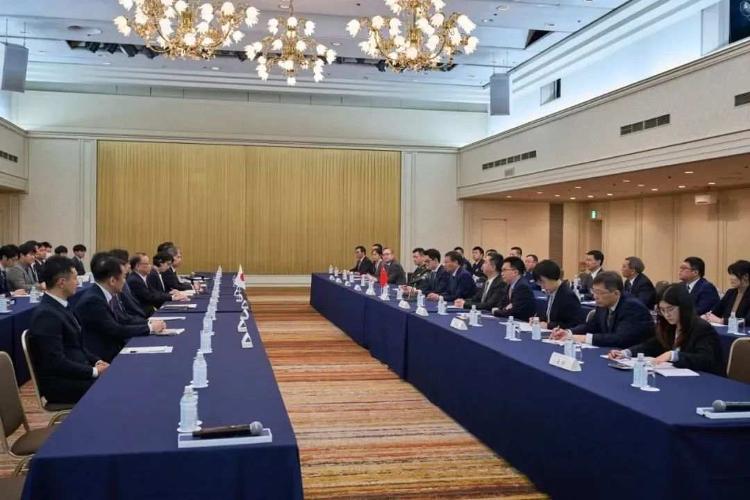 中方要求日方：不得插手！