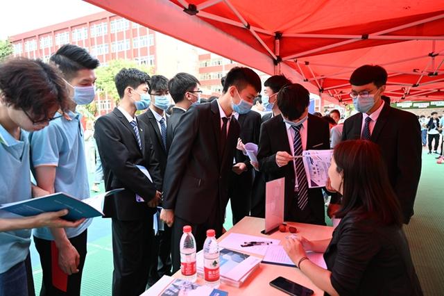 萬企進校園！各地各高校線下校園招聘火熱進行中