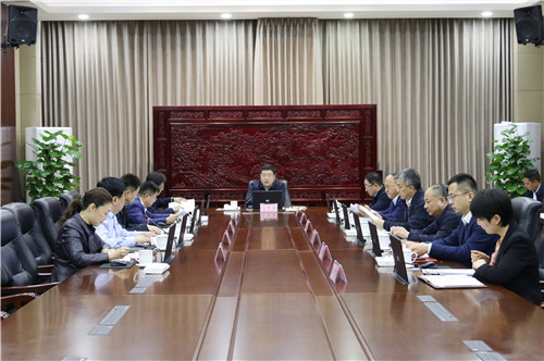 東昌府區(qū)委常委會會議召開