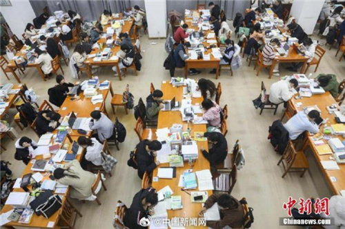 2024考研人數(shù)三年來首降，專家解讀