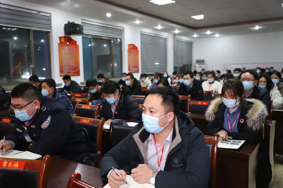 青年下班、夜校開門——團中央發(fā)布指引強化政策倡導