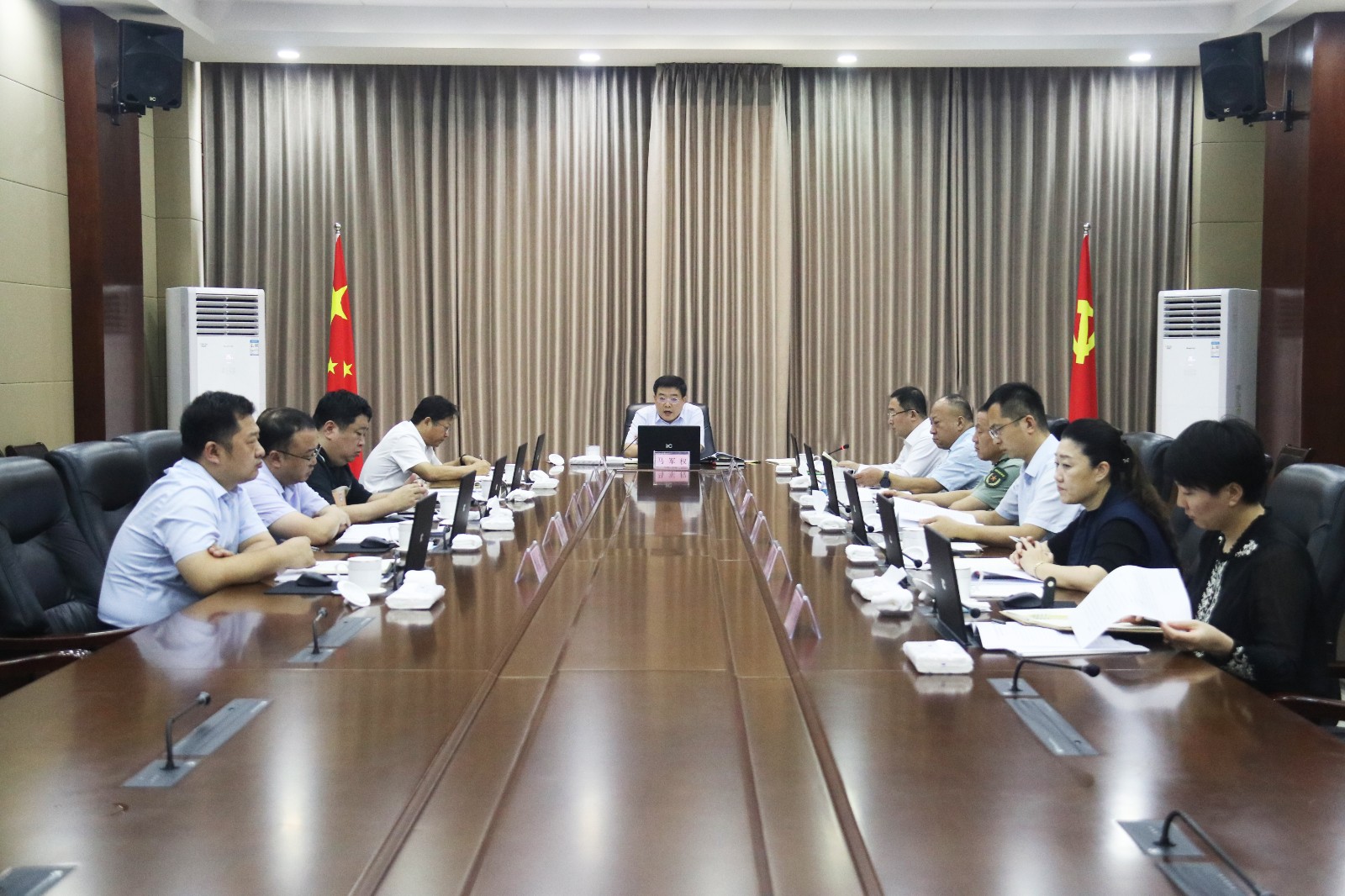 東昌府區(qū)委理論學(xué)習(xí)中心組開(kāi)展2024年第十次集體學(xué)習(xí)研討
