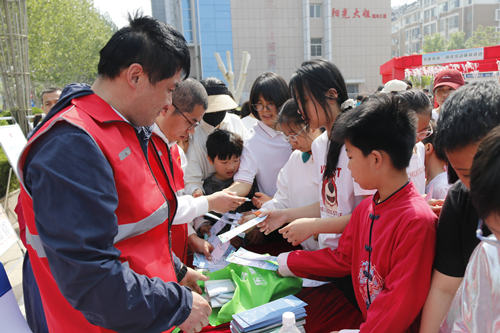 2025聊城市“齊魯閱讀季”系列閱讀活動(dòng)啟動(dòng)儀式暨東昌府區(qū)全民閱讀推廣成果展舉行