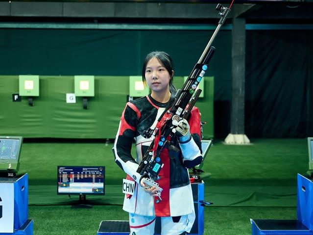 追光丨這個四月，他們射落九個世界杯冠軍