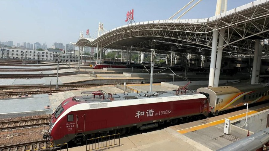 晝游夜行+錯峰游覽 這趟特色旅游列車跨省線路首發(fā)