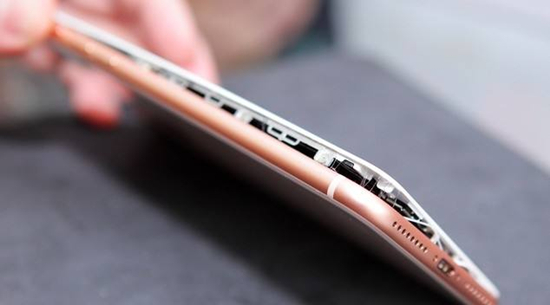 iPhone 8 Plus爆裂 蘋果稱系電池腫脹