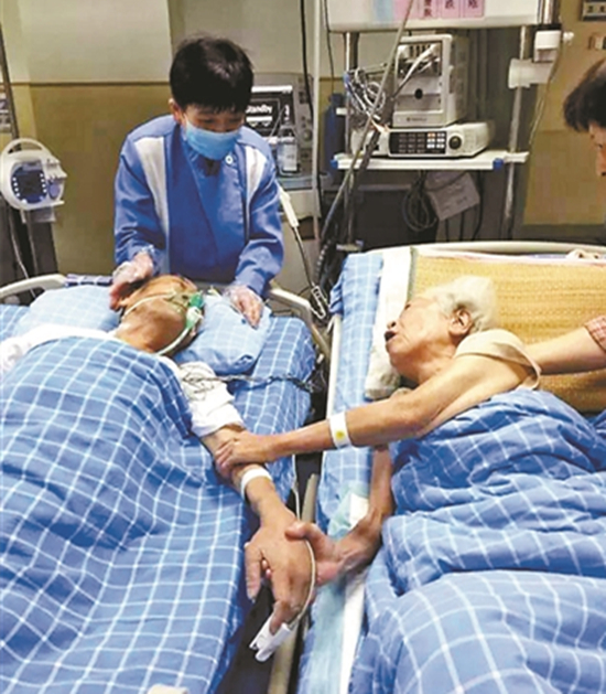 寧波“牽手奶奶”去世