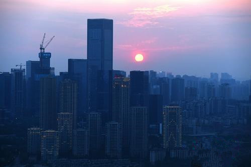 樓市調(diào)控“不歇腳”：限售擴(kuò)圍 租賃市場(chǎng)迎大變