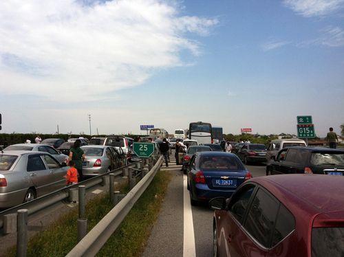 國慶長假這樣走高速不堵車，還可以省錢省時間