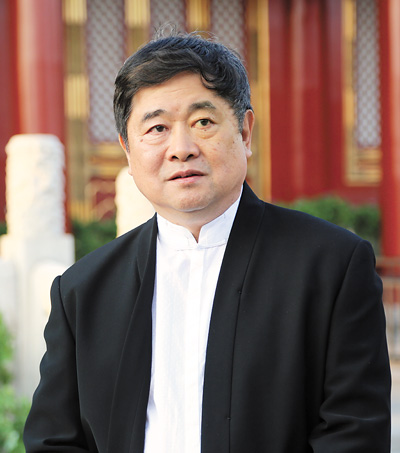 院長單霽翔，被網(wǎng)友稱為“最牛導(dǎo)游”，自稱“看門人”
