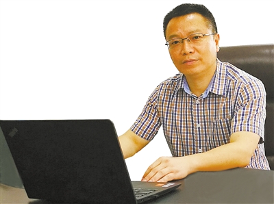 我首款核用應(yīng)急機(jī)器人 管他叫“爸爸”